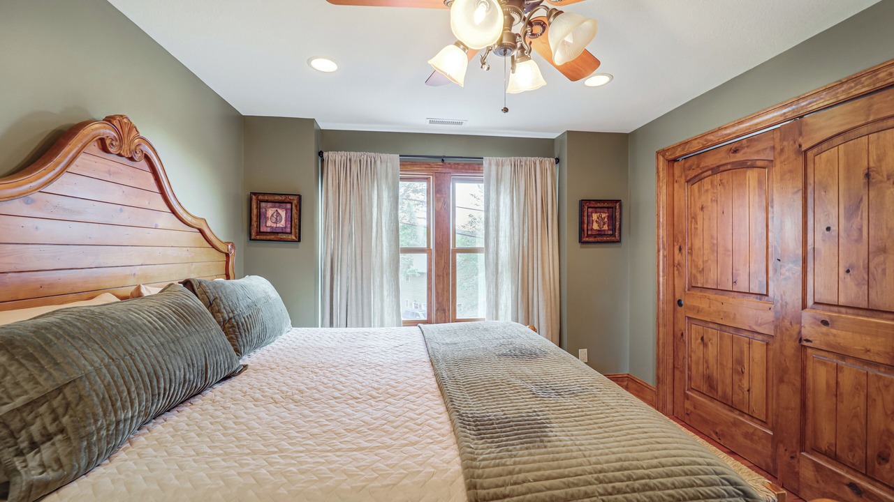Photo of Bedroom in Beech Mountain