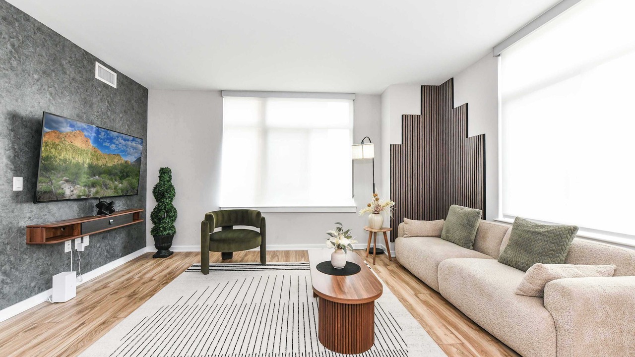 Photo of Livingroom in Crystal City