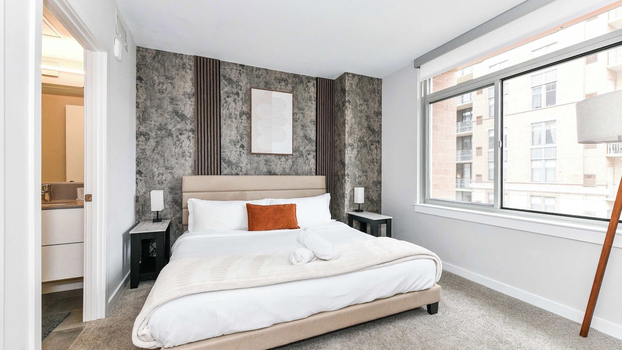 Photo of Bedroom in Crystal City