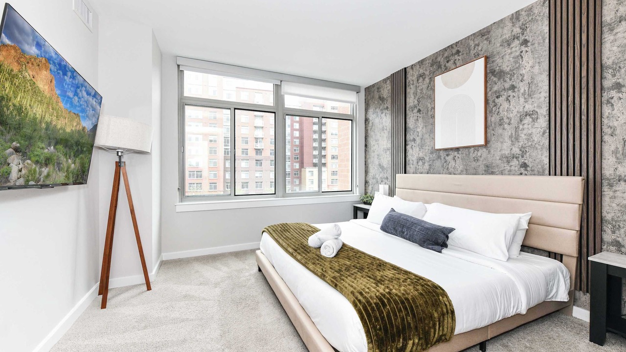 Photo of Bedroom in Crystal City