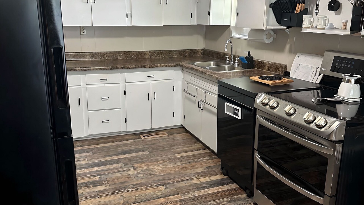 Photo of Kitchen in Albertville
