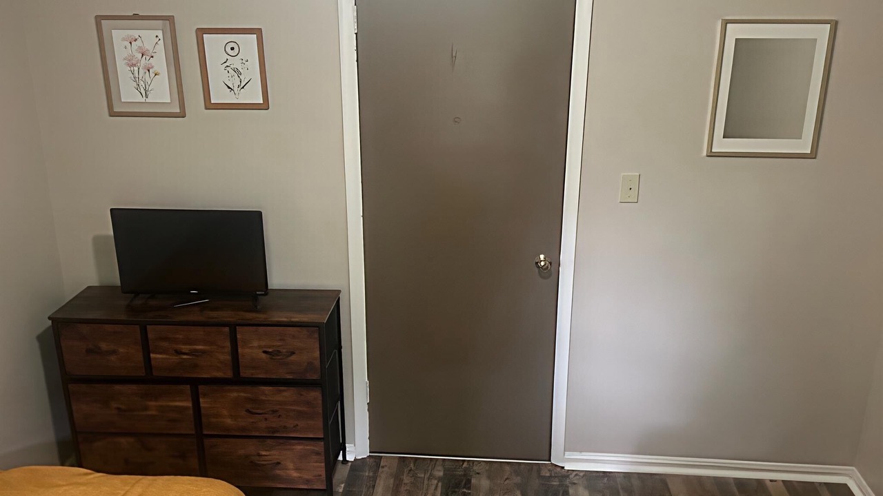 Photo of Bedroom in Albertville