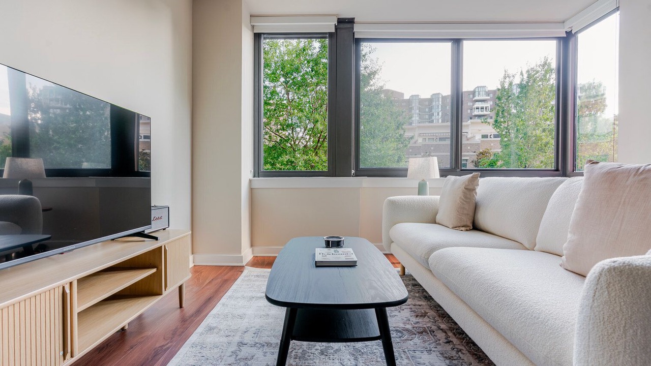 Photo of Livingroom in Rosslyn
