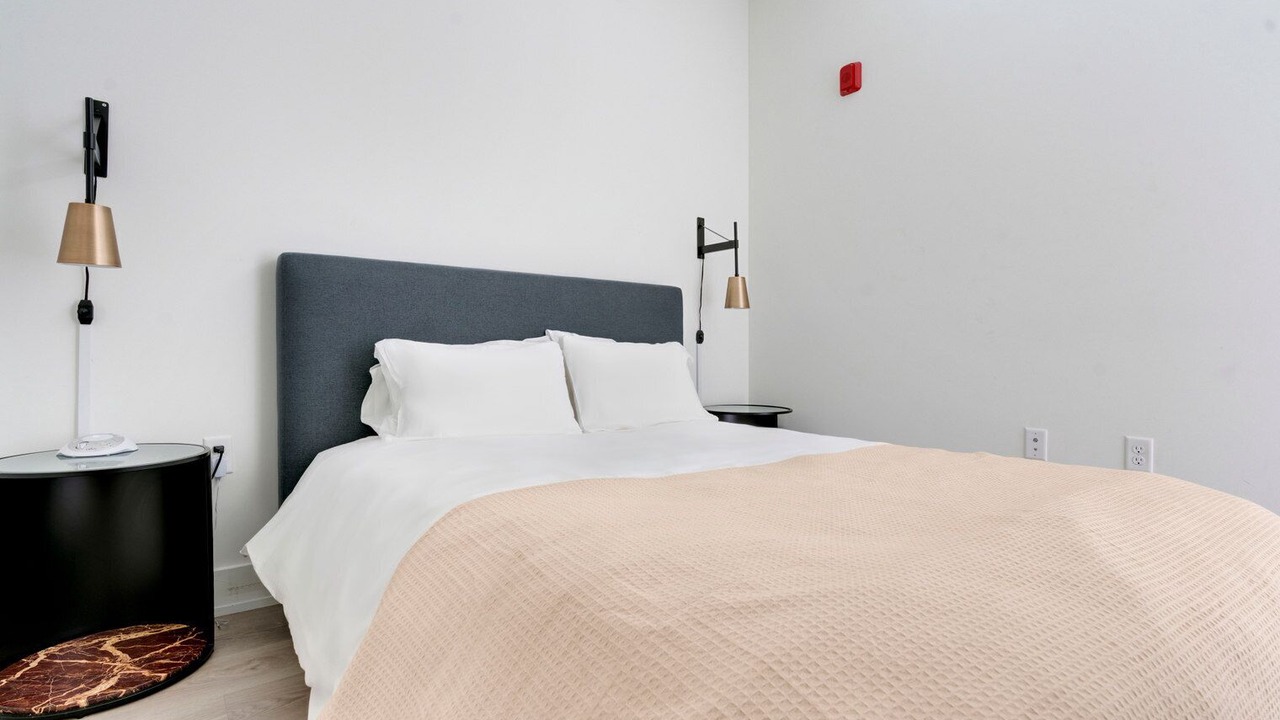 Photo of Bedroom in Truxton Circle