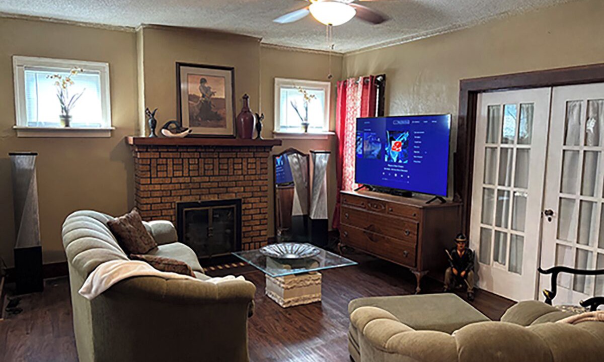 Photo of Livingroom in Yankton