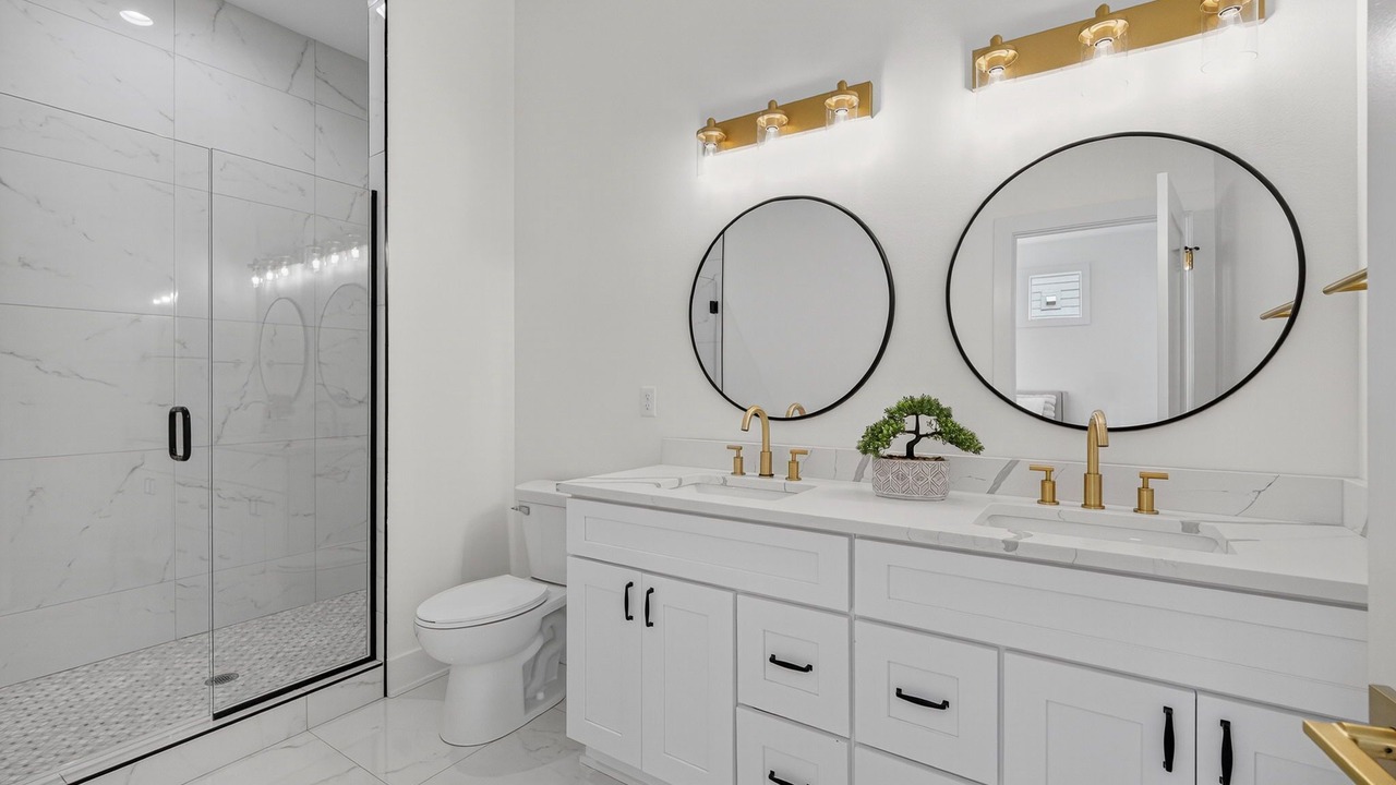 Photo of Bathroom in Waukee
