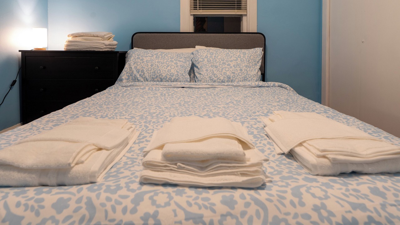 Photo of Bedroom in Skokie