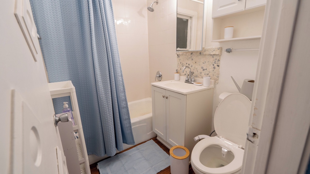 Photo of Bathroom in Skokie