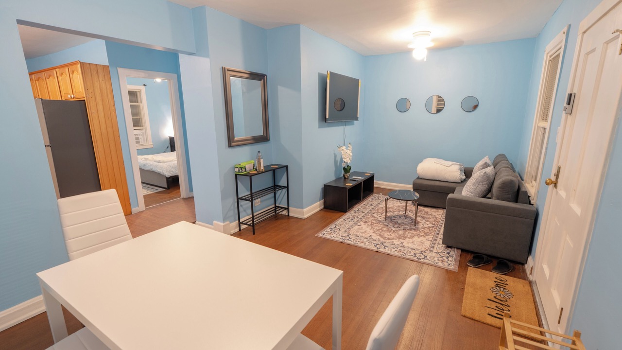 Photo of Bedroom in Skokie