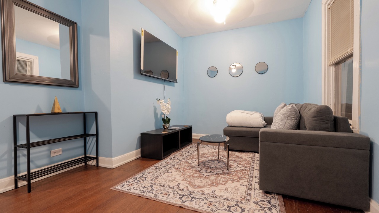 Photo of Livingroom in Skokie