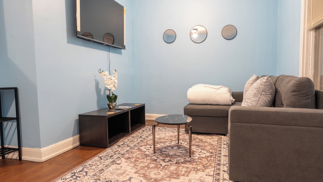 Photo of Livingroom in Skokie