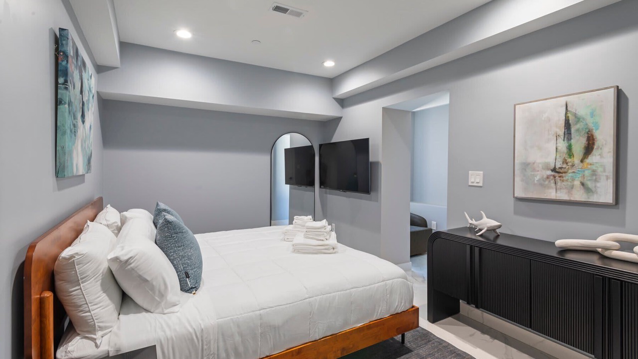 Photo of Bedroom in Ventnor City