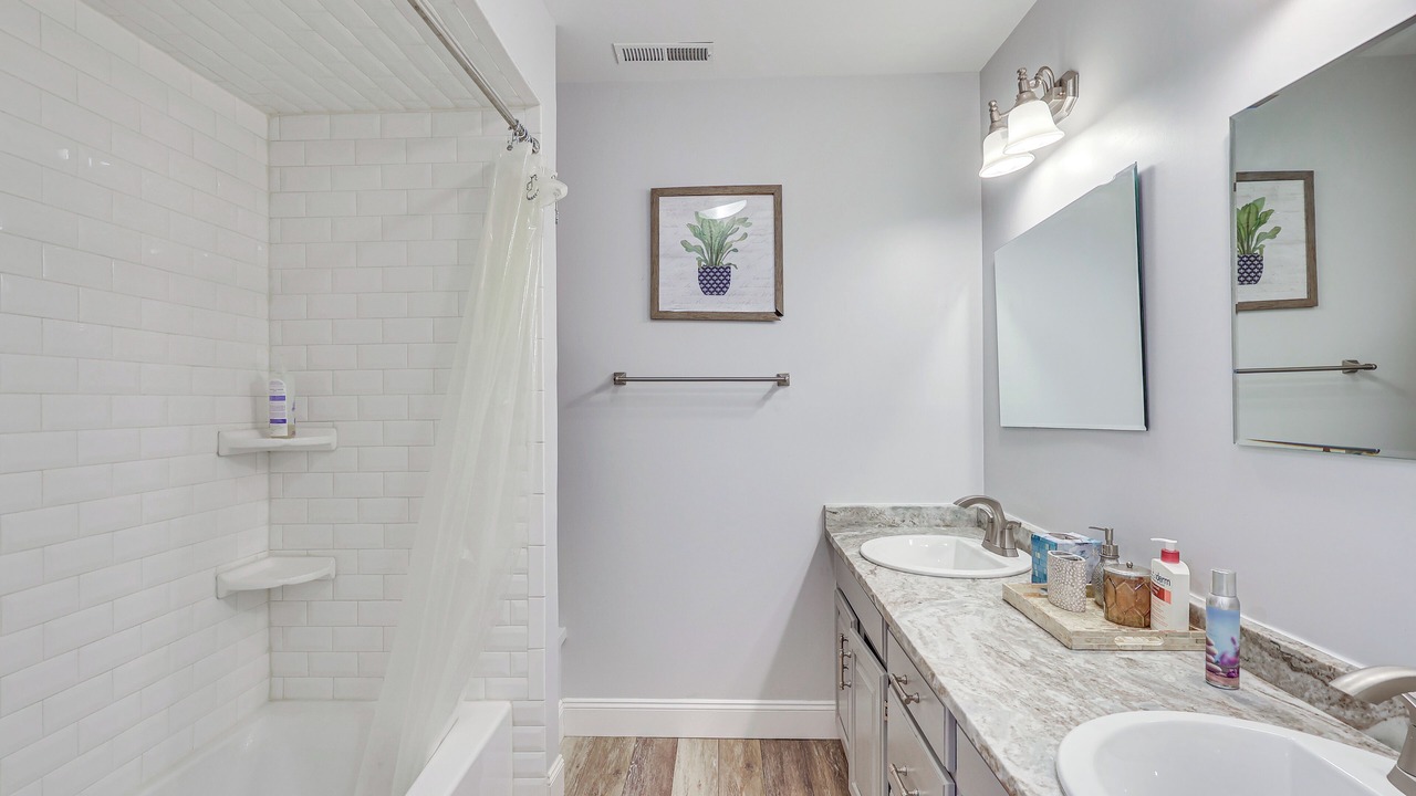 Photo of Bathroom in Blawenburg