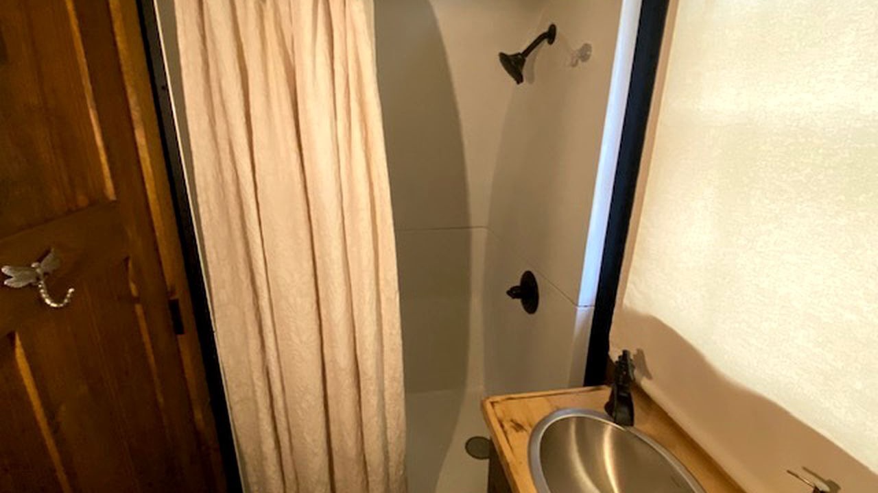 Photo of Bathroom in Glenwood