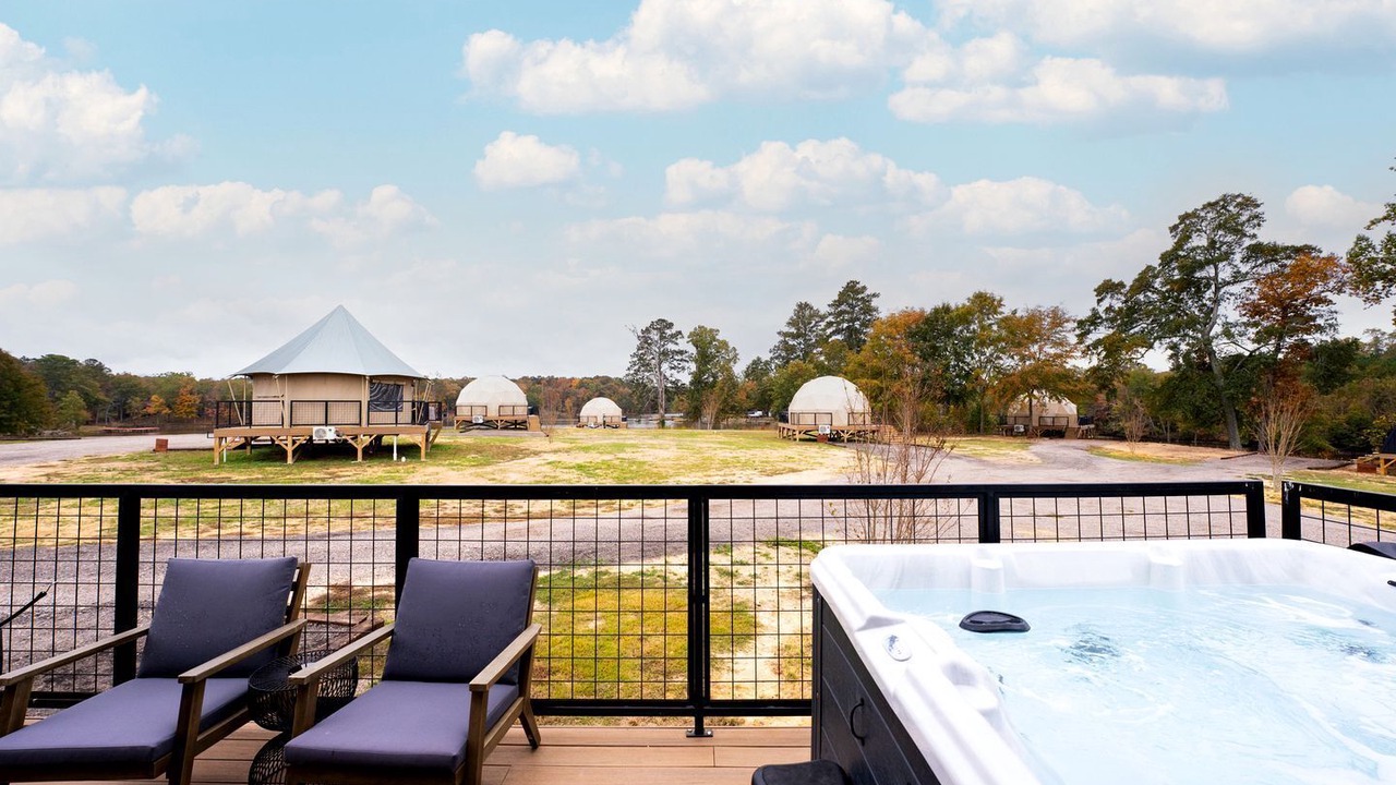 Photo of Patio Balcony in Coosa