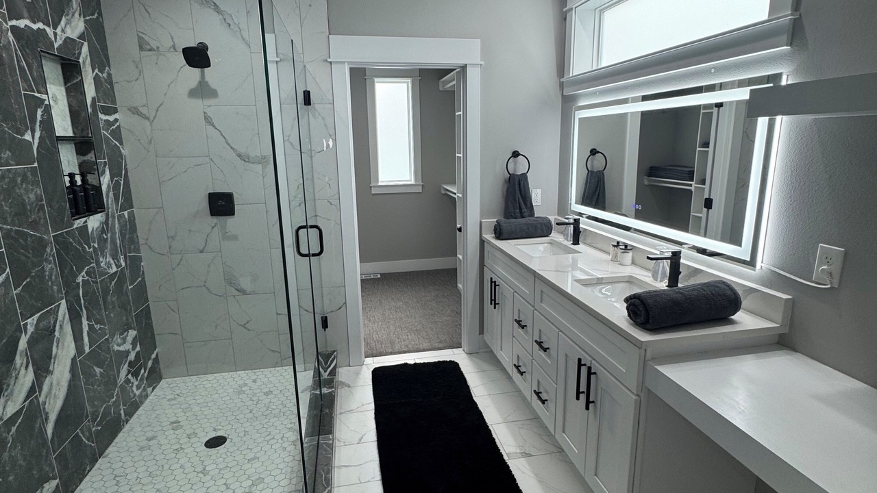 Photo of Bathroom in Grimes