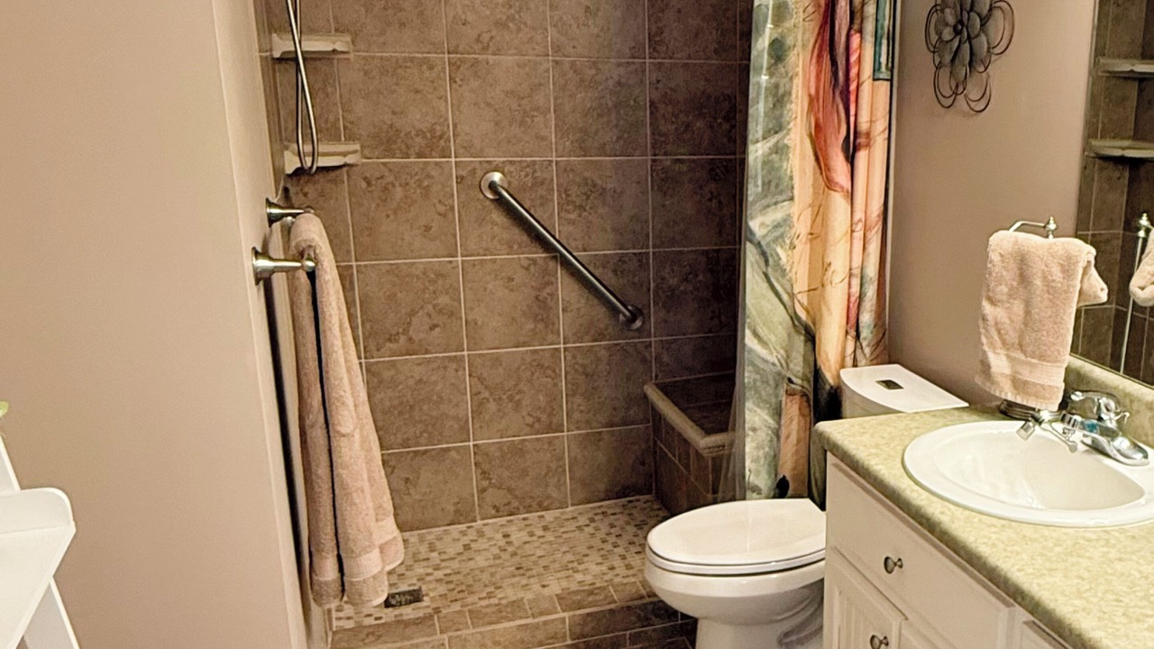 Photo of Bathroom in Hartselle