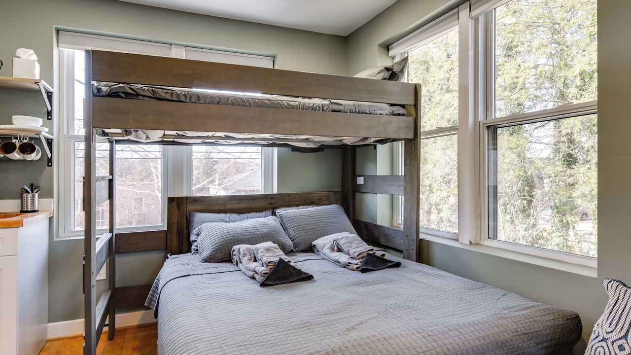 Photo of Bedroom in Cheverly