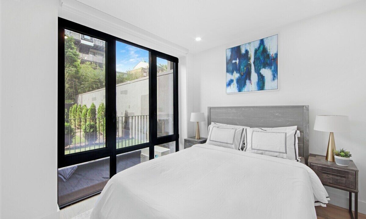 Photo of Bedroom in Greenpoint