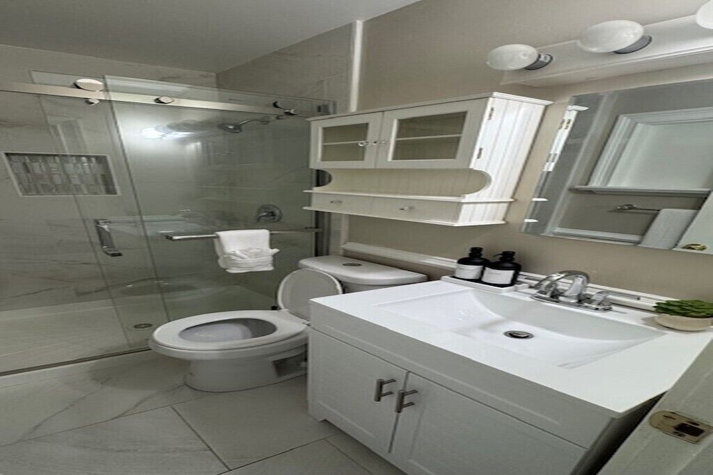 Photo of Bathroom in Aspen Hill