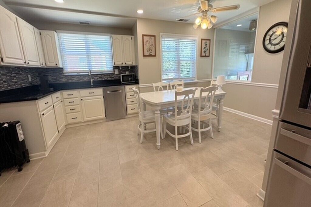Photo of Kitchen in Aspen Hill