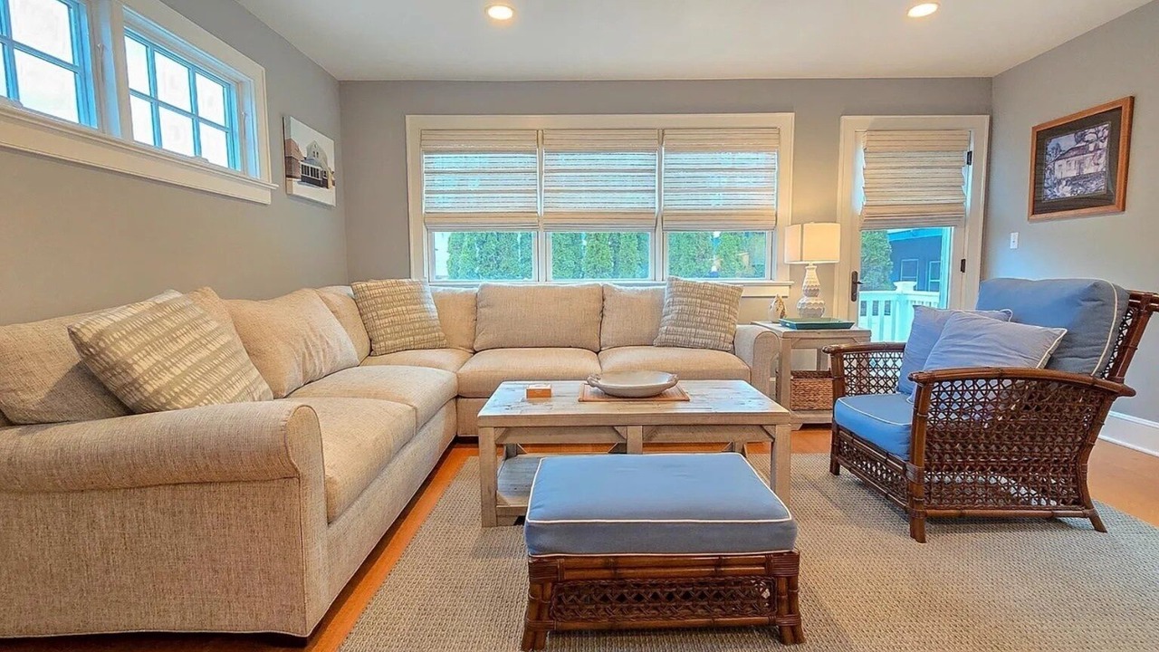 Photo of Livingroom in Ortley Beach