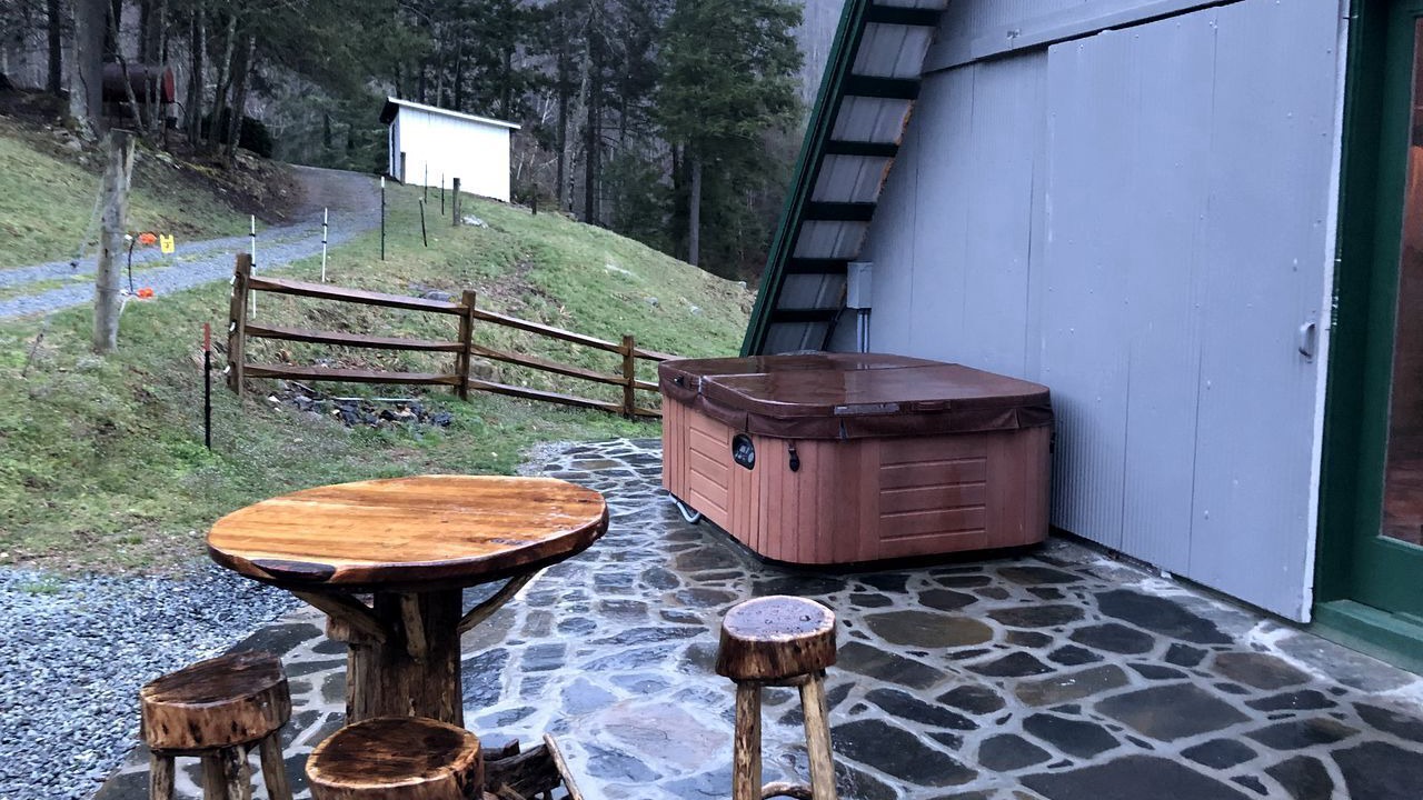Photo of Outdoor in Sugar Grove