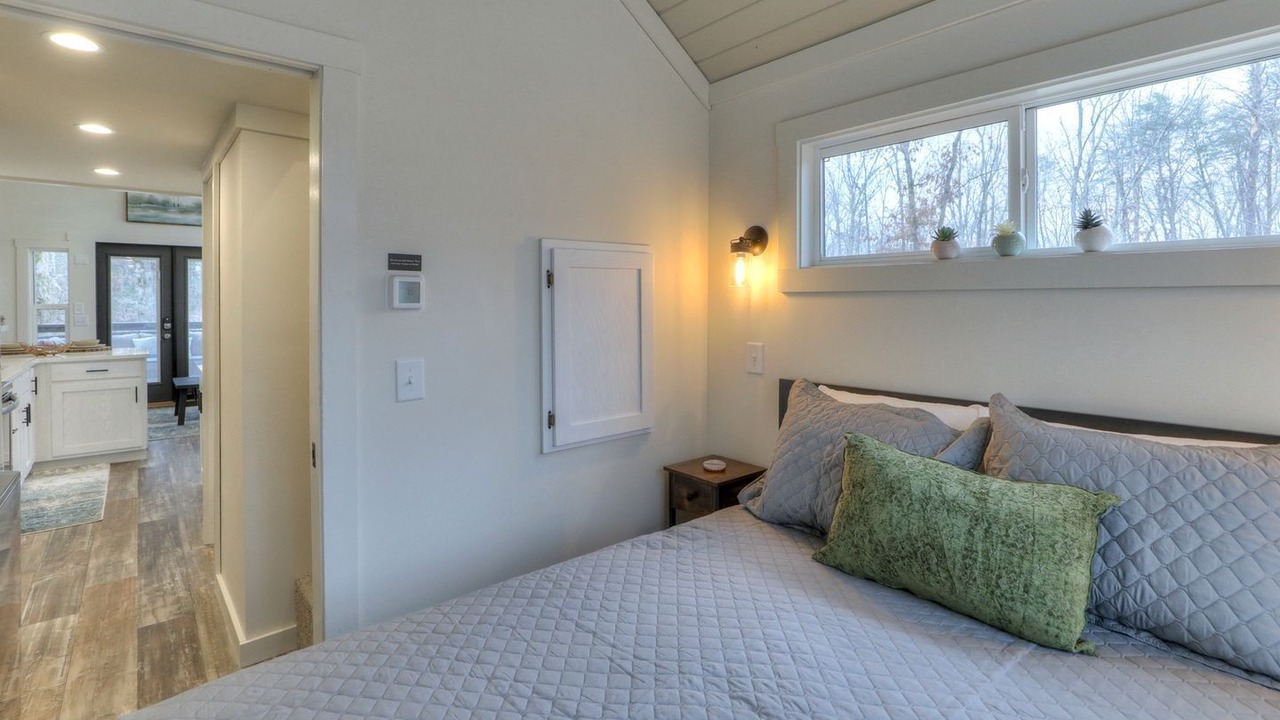 Photo of Bedroom in Tracy City