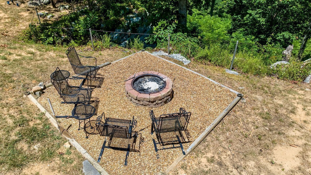 Photo of Outdoor in Valley Head