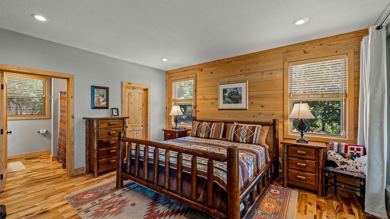Photo of Bedroom in Valley Head