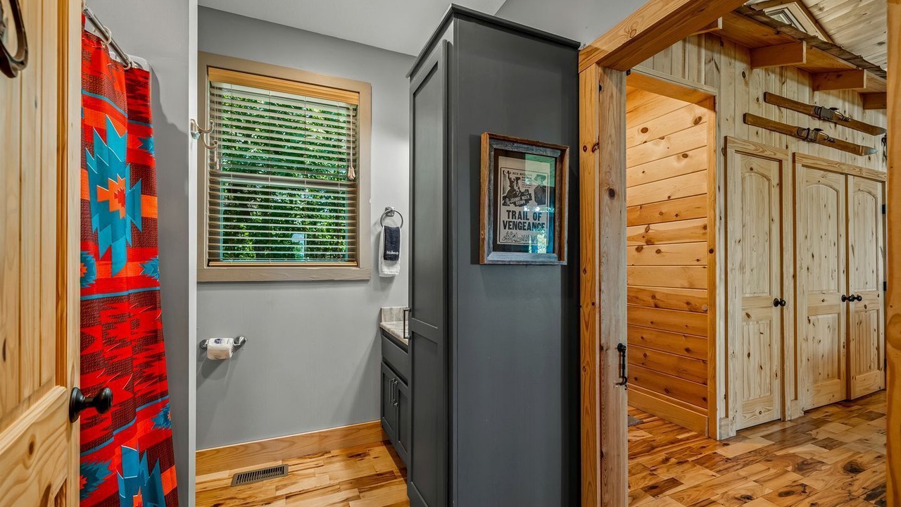 Photo of Bathroom in Valley Head