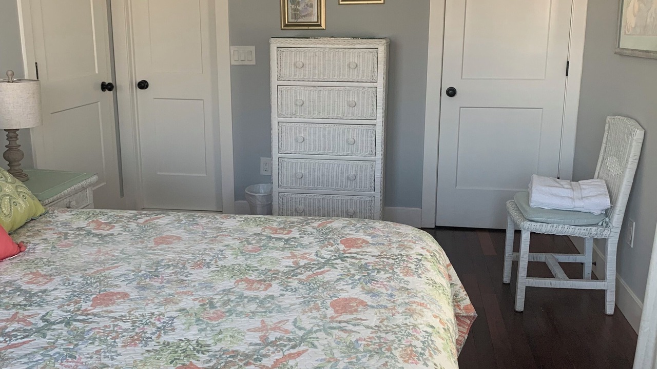Photo of Bedroom in Ortley Beach