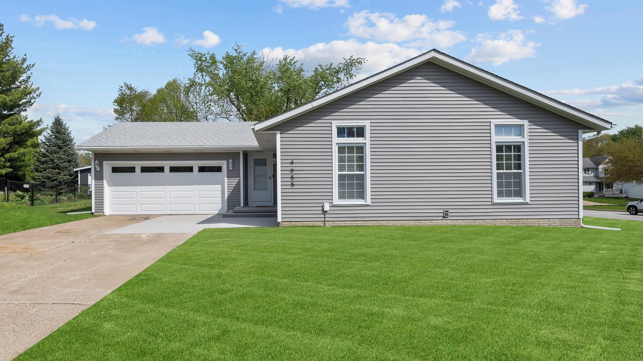 Photo of Outdoor in Bettendorf