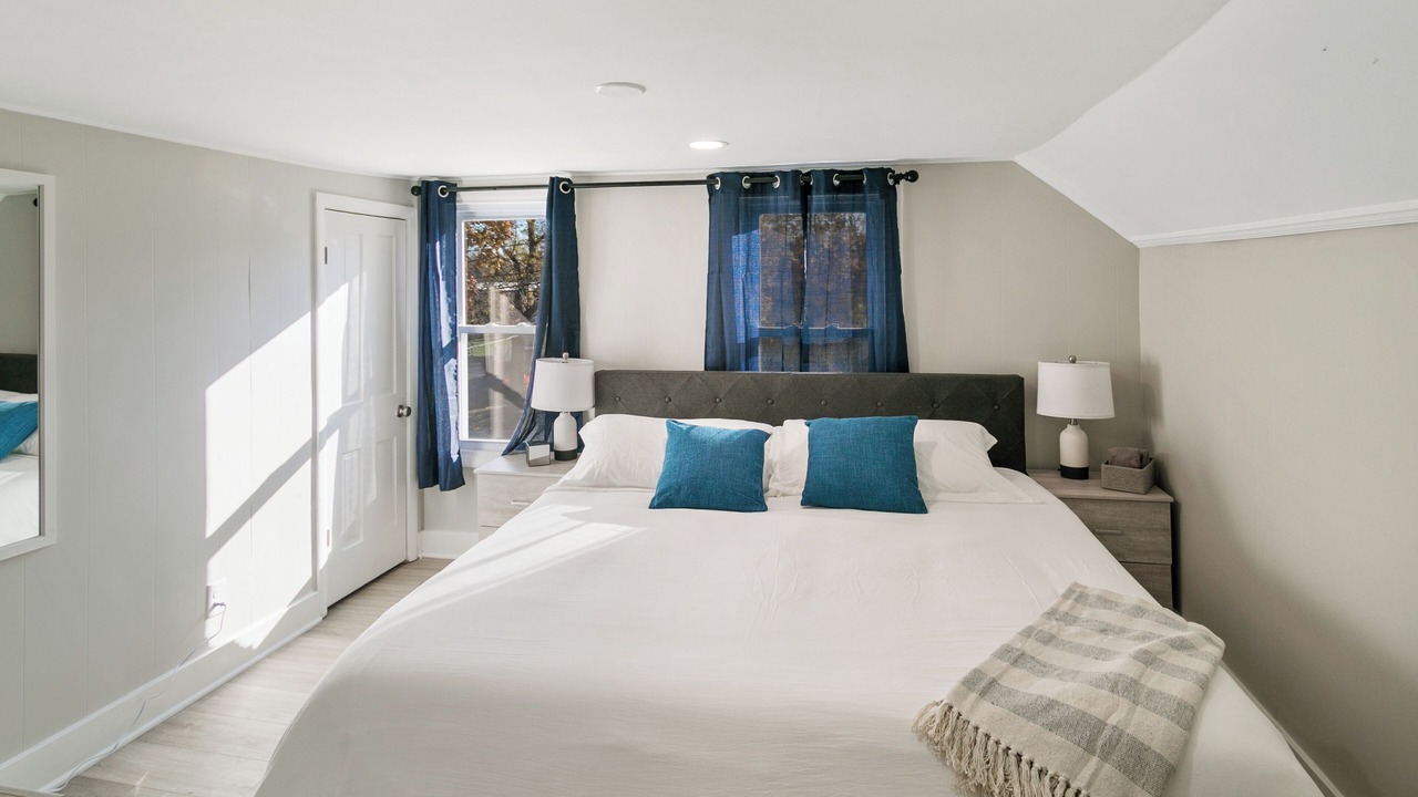 Photo of Bedroom in Libertyville