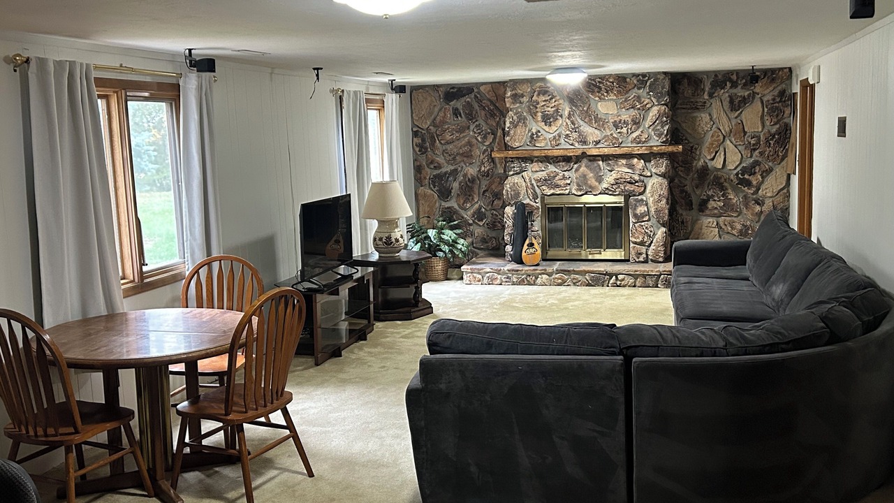 Photo of Livingroom in Sioux City