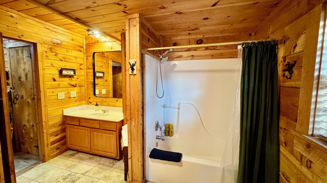 Photo of Bathroom in Butler