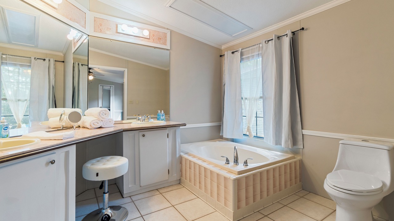 Photo of Bathroom in Rising Fawn
