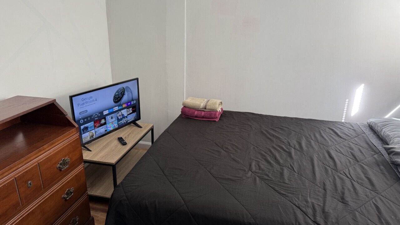 Photo of Bedroom in Perth Amboy