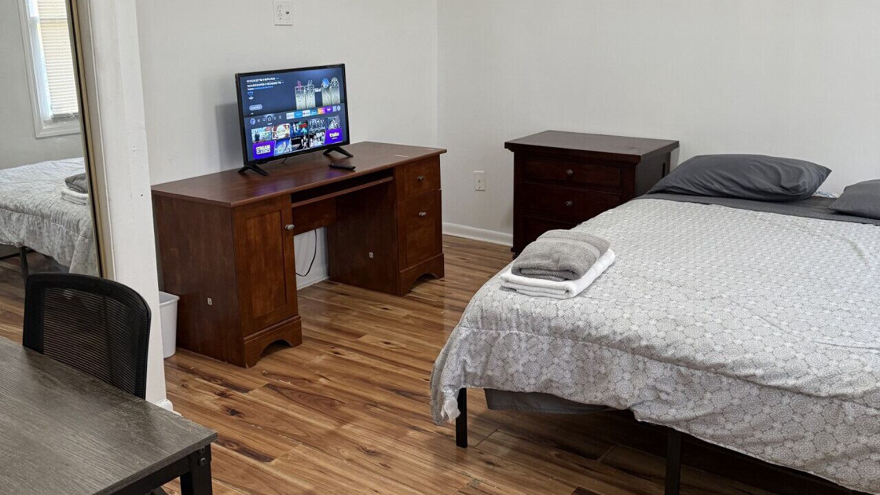 Photo of Bedroom in Perth Amboy