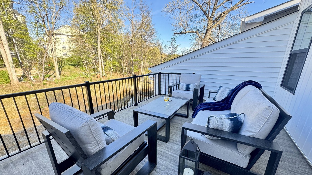 Photo of Patio Balcony in Parole