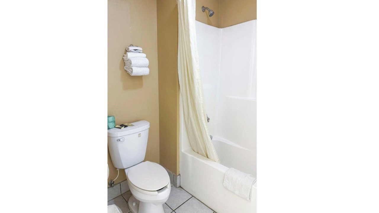 Photo of Bathroom in Mount Berry