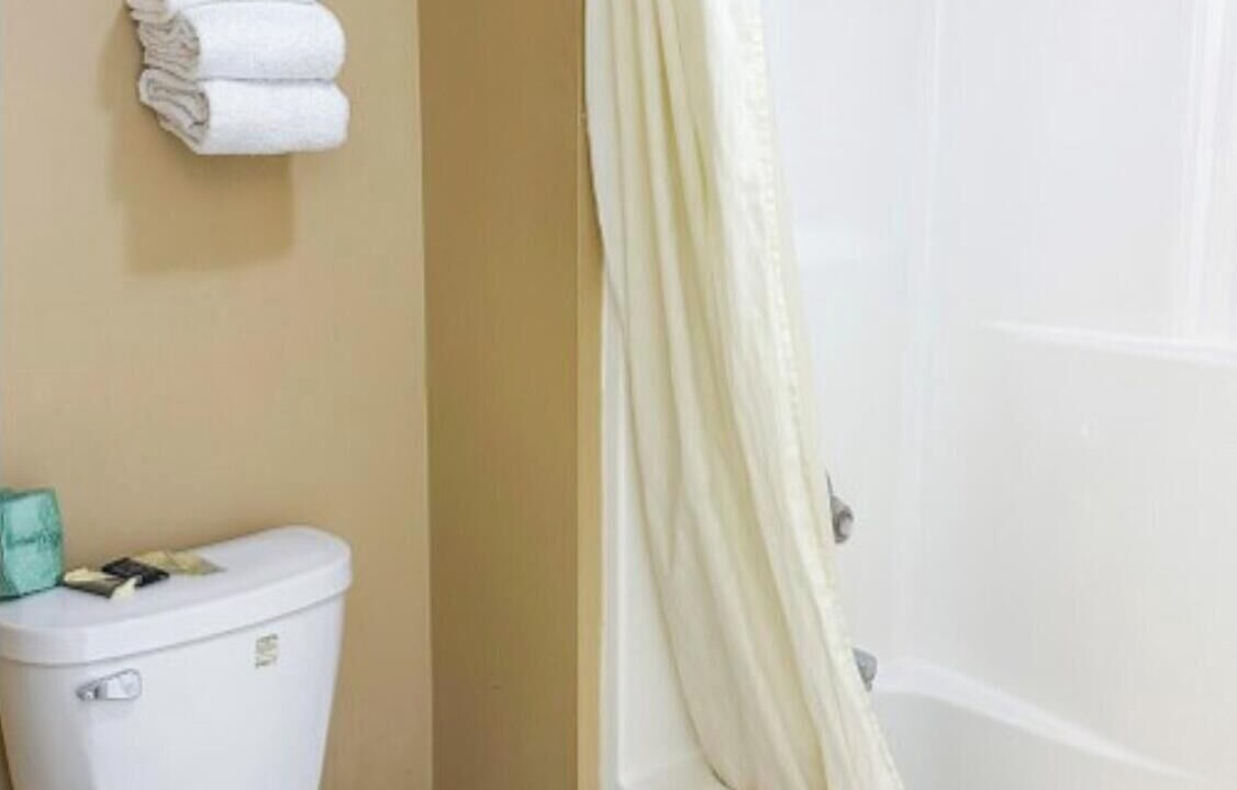 Photo of Bathroom in Mount Berry
