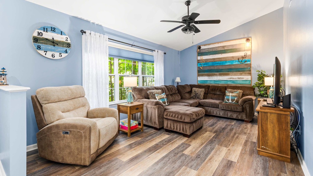Photo of Livingroom in Ocean Pines
