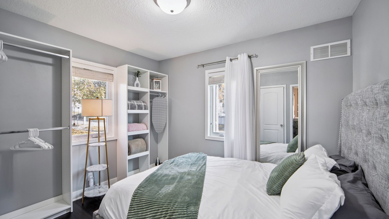 Photo of Bedroom in Des Moines