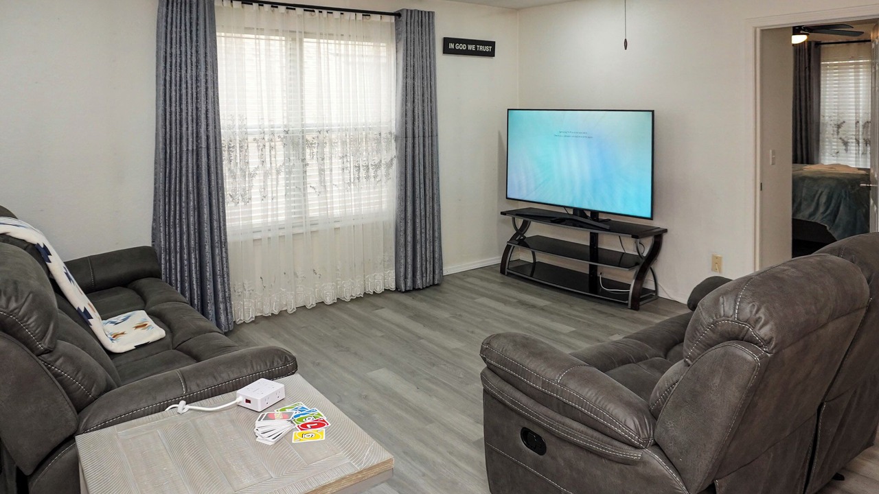 Photo of Livingroom in South Tulsa
