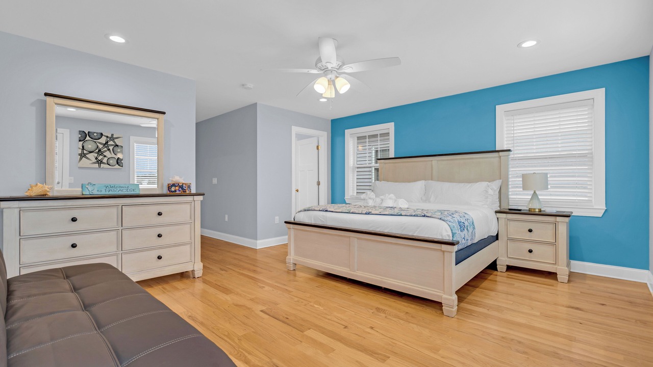 Photo of Bedroom in Seaside Heights