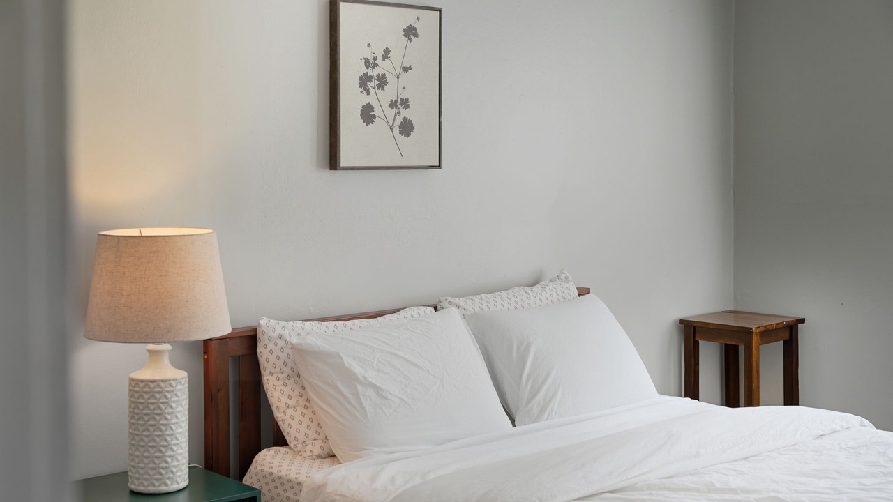 Photo of Bedroom in Crestline Heights
