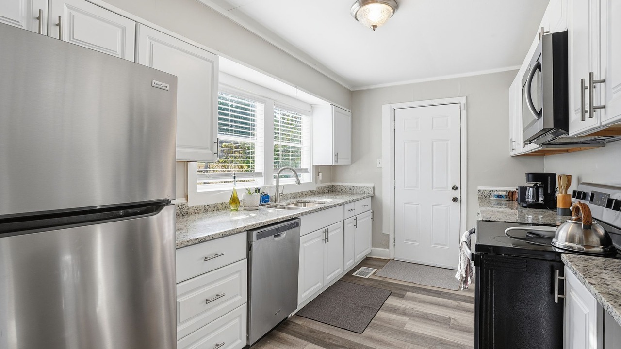 Photo of Kitchen in Crestline Heights