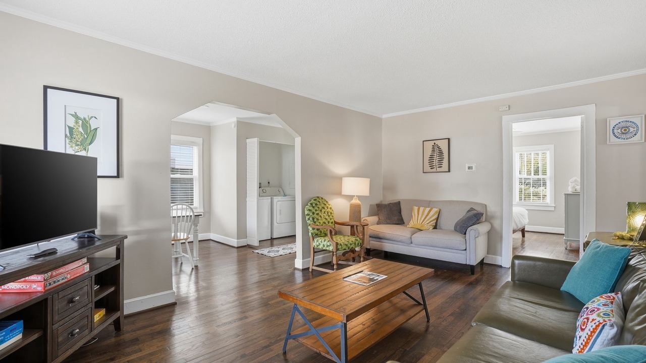 Photo of Livingroom in Crestline Heights