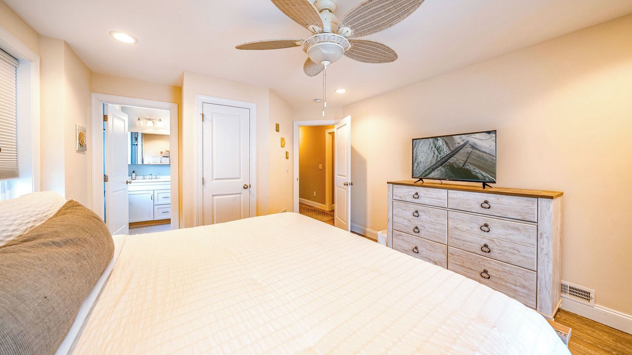 Photo of Bedroom in North End